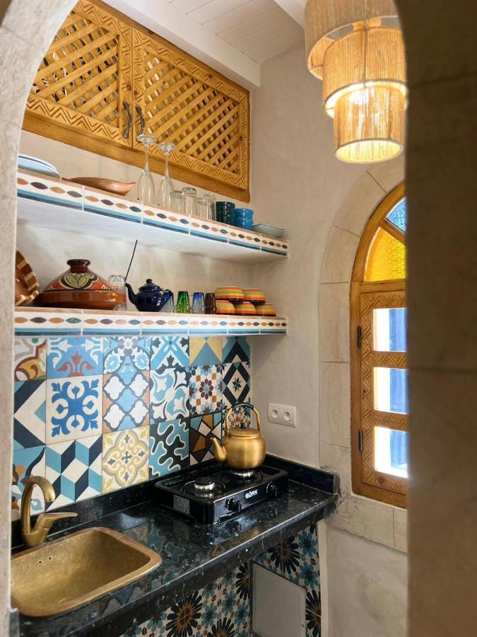 Riad Dar El Hania Hotel Есувейра Екстериор снимка