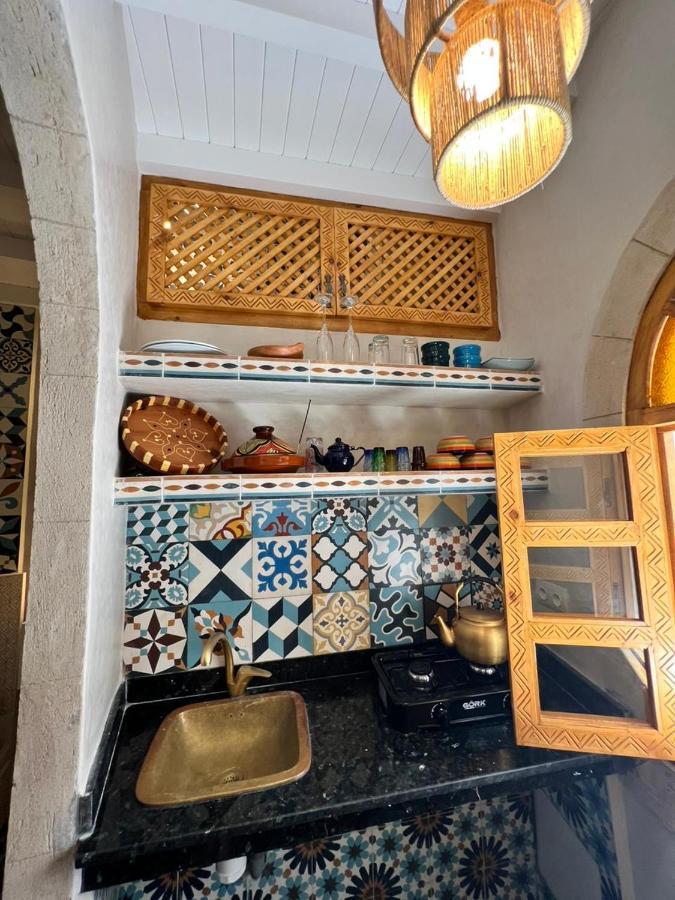 Riad Dar El Hania Hotel Есувейра Екстериор снимка