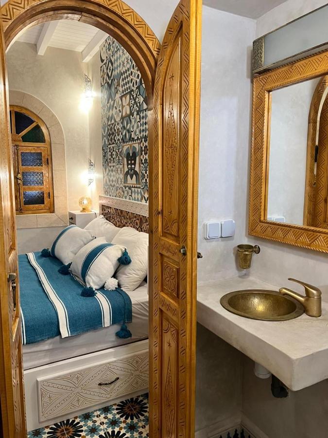 Riad Dar El Hania Hotel Есувейра Екстериор снимка