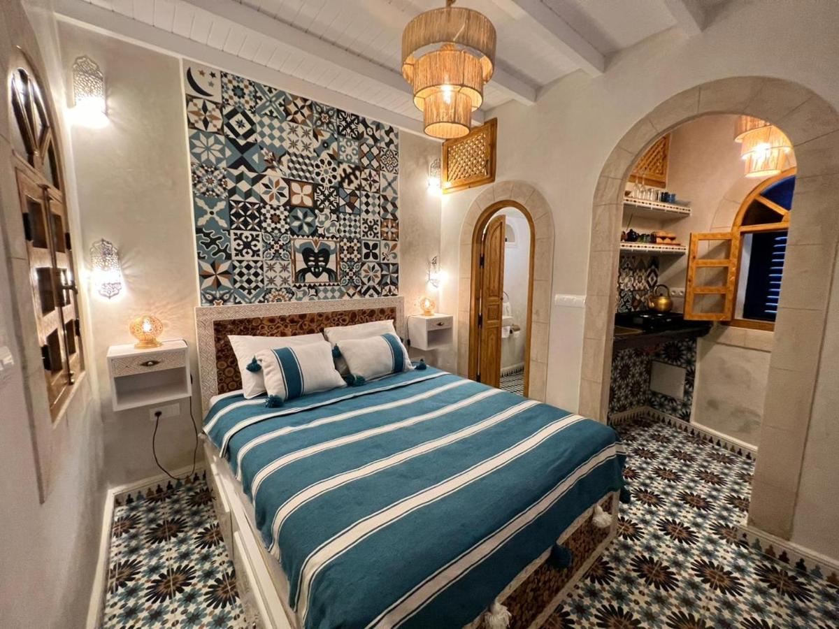 Riad Dar El Hania Hotel Есувейра Екстериор снимка